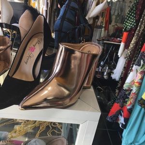 Meet your Posher, Lisa